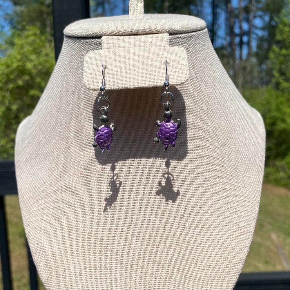 1.OF.2 Turtle Earrings